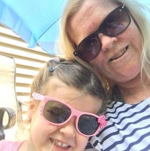 Meet your Posher, Lori